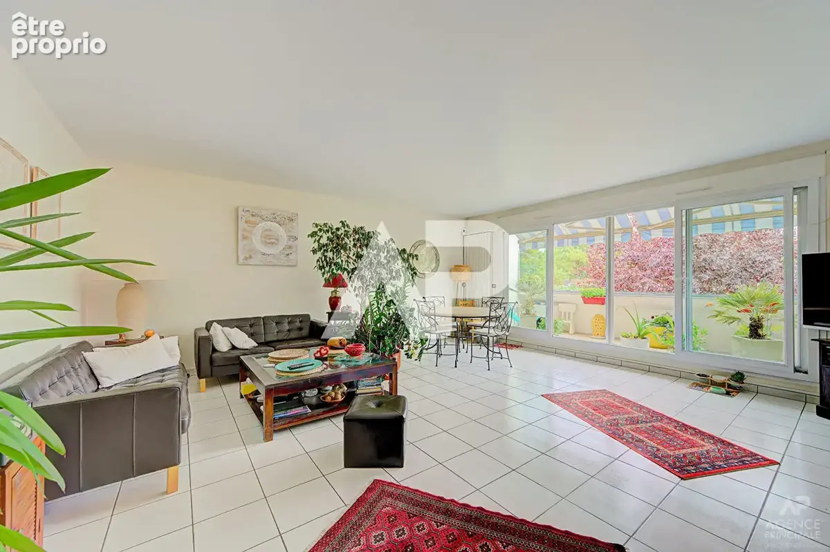 Appartement Rueil Malmaison 3 pièce(s) 93.39 m2 - photo 2