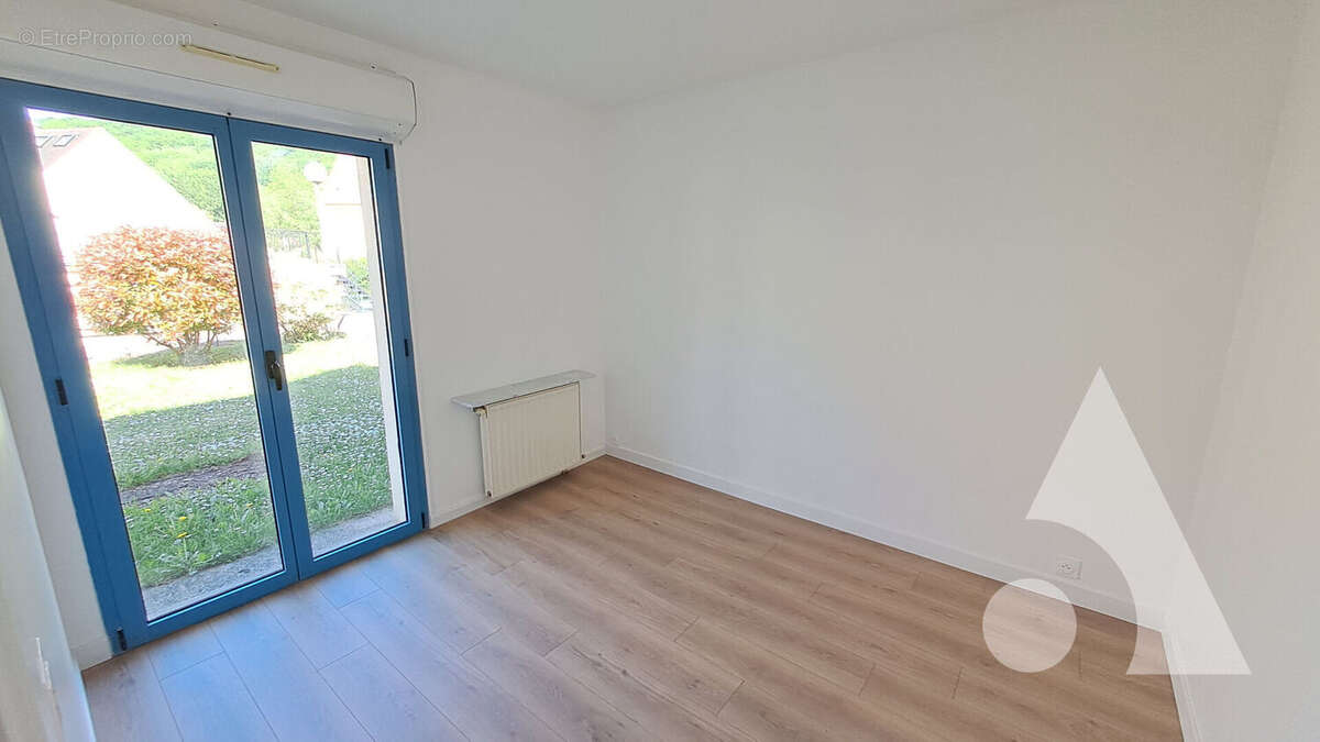 Appartement à SAINT-REMY-LES-CHEVREUSE