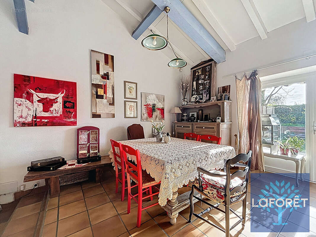 Maison à SAINT-GEOURS-DE-MAREMNE