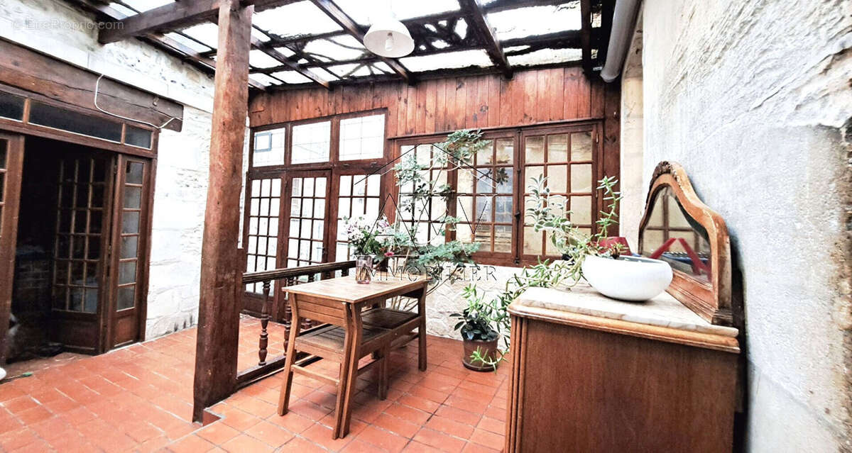 Maison à SAINTE-GENEVIEVE