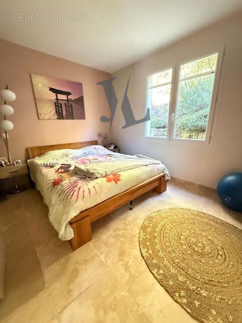 Maison à MONTMEYRAN