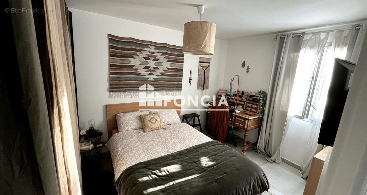 Appartement à BORMES-LES-MIMOSAS