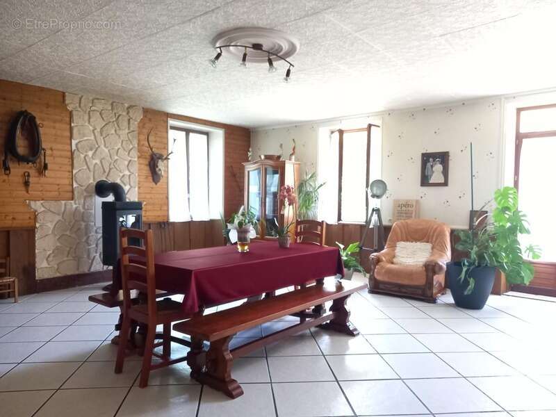 Maison à VILLENEUVE