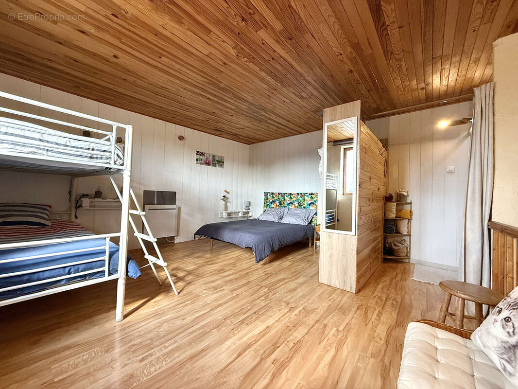 Maison à ROUSSILLON