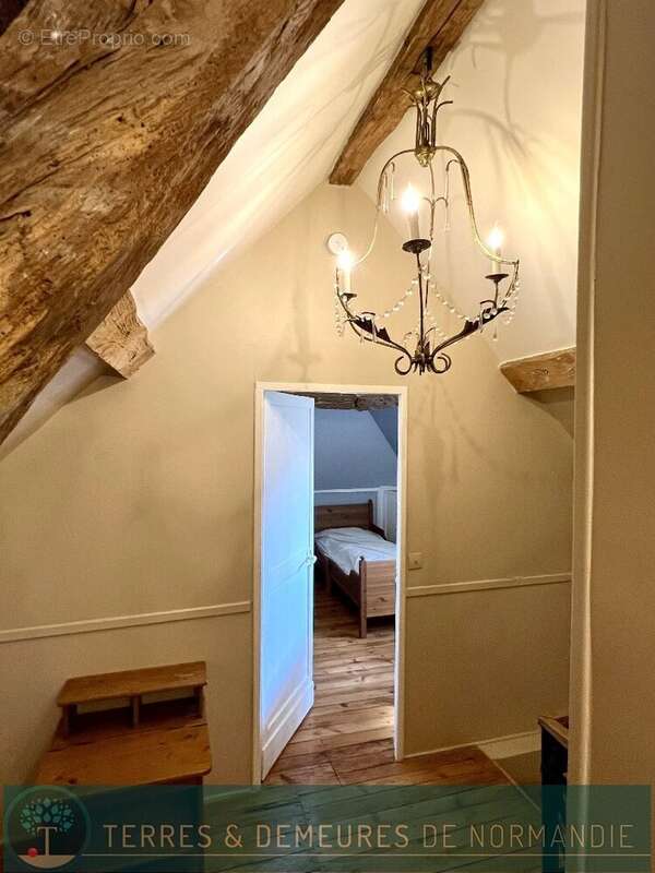 Maison à BOURG-ACHARD