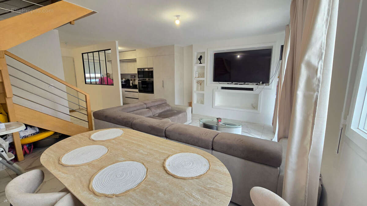 Maison à PORT-DE-BOUC