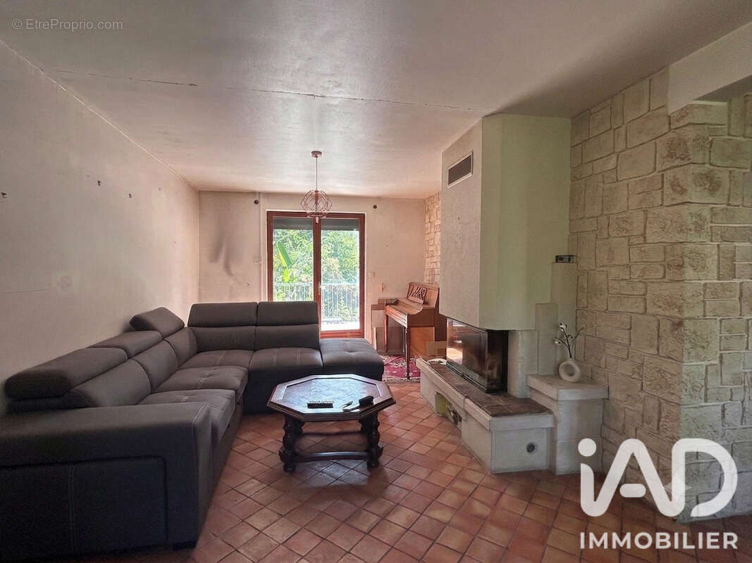 Maison 122 m² à Ponchon  - photo 2