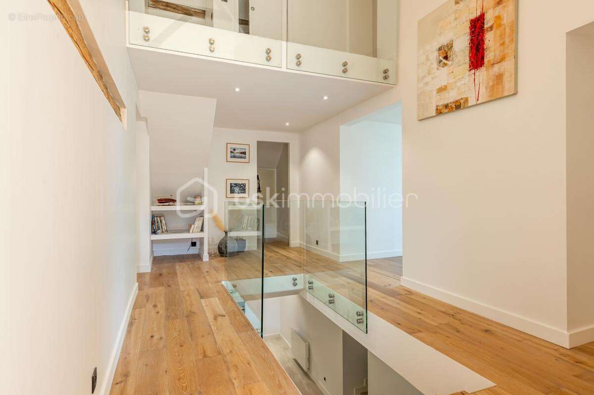 Maison à SAINT-JORIOZ