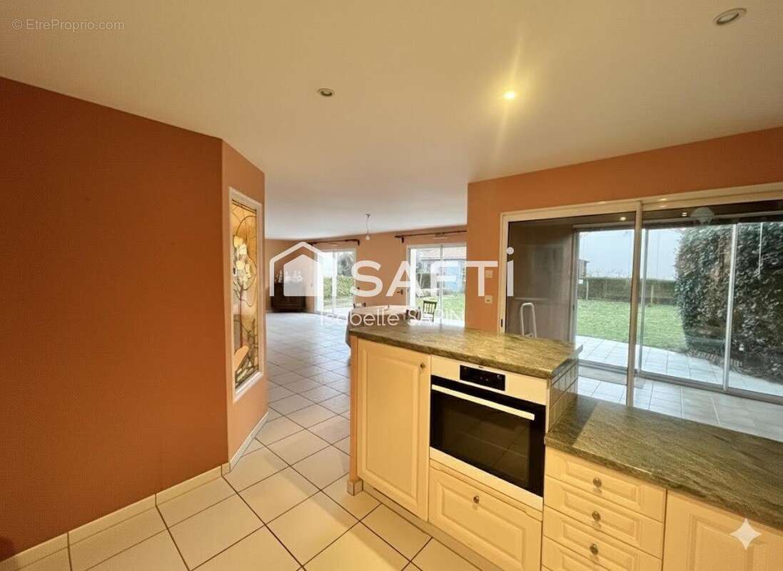 Photo 7 - Maison à NEUVILLE-DE-POITOU