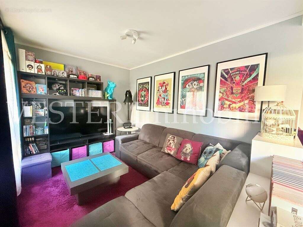 Très agréable 4 pièces avec balcon et vue dégagée - photo 8