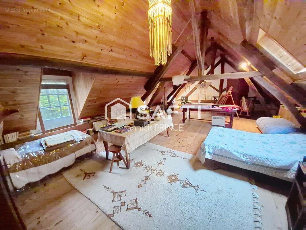 Maison 181 m² à Villeneuve-L'archeveque  - photo 8