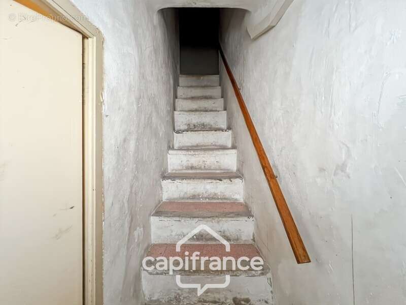 Maison à CAMPS-LA-SOURCE