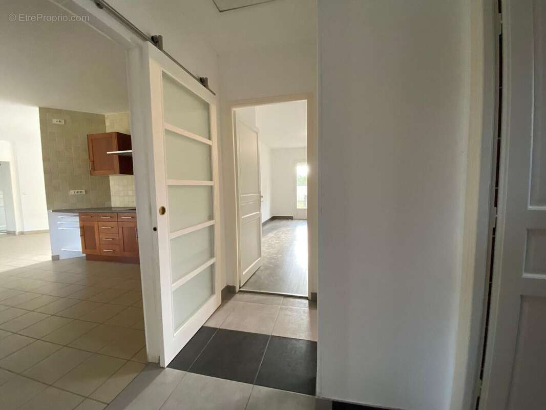 Photo 2 - Maison à SAINT-PIERRE-DU-MONT