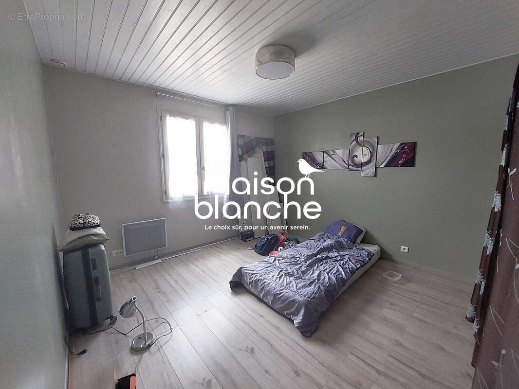 Maison à SAIVRES