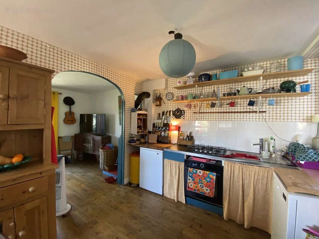 Maison à CHATEAUPONSAC