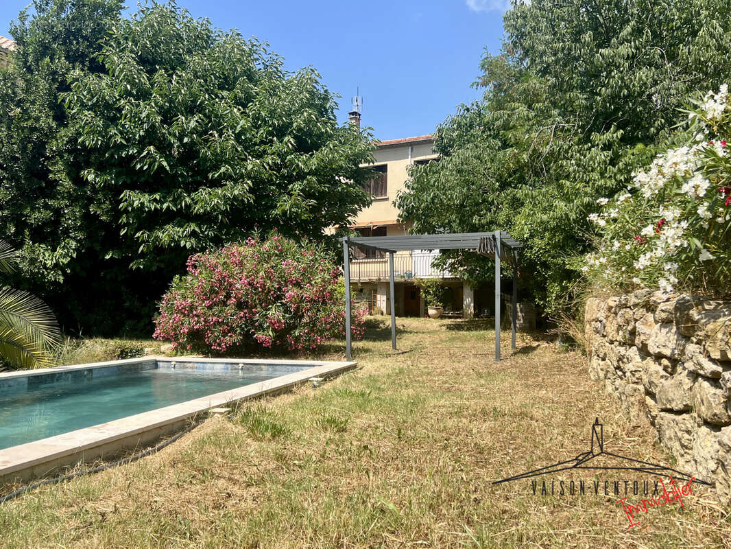 Maison à VAISON-LA-ROMAINE