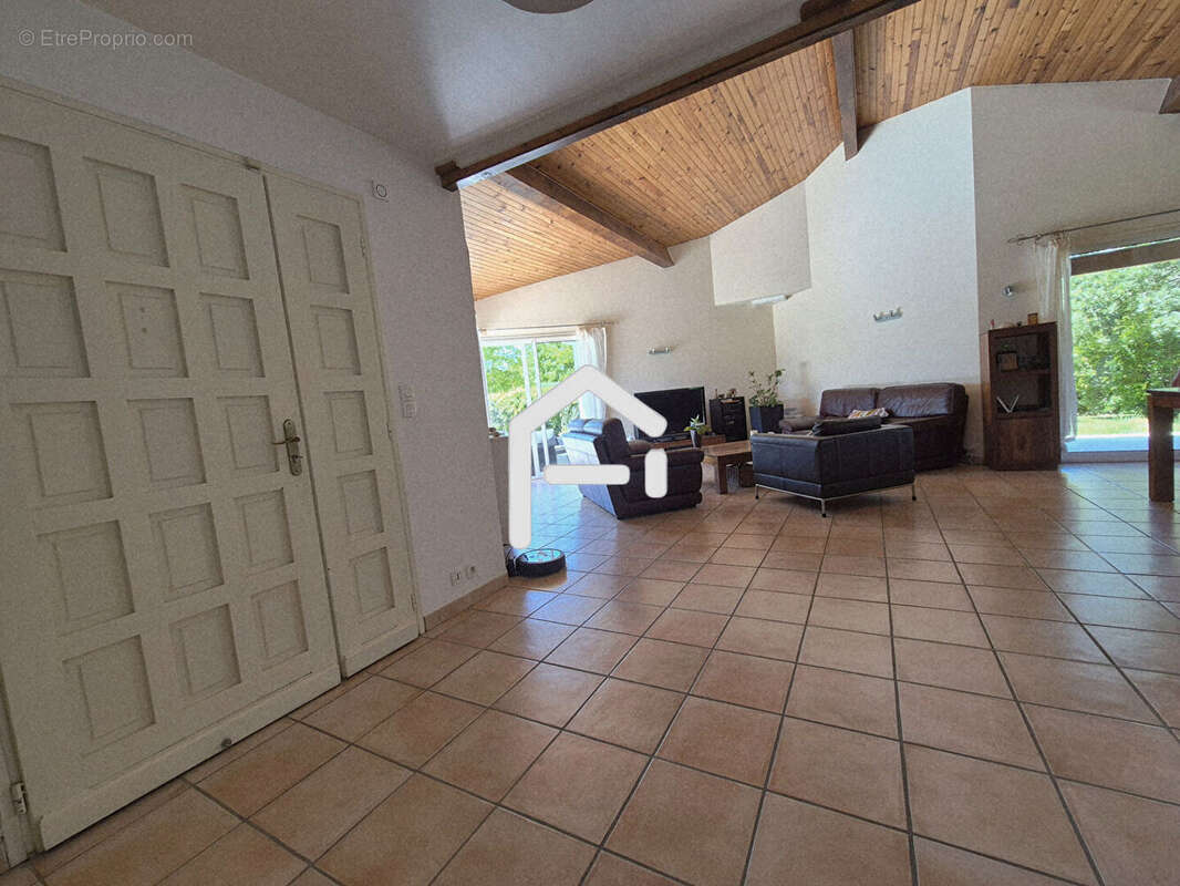 Maison à BRAX