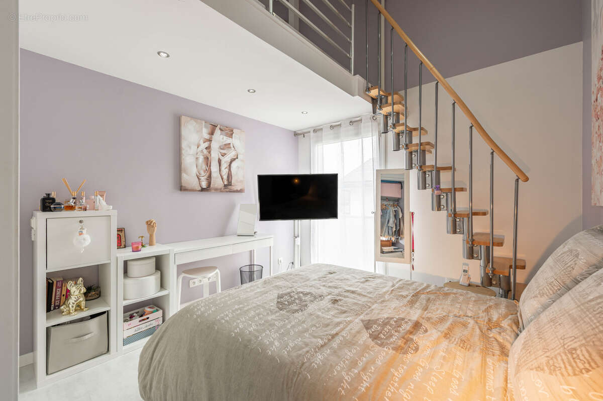 Maison à SAINT-CERGUES