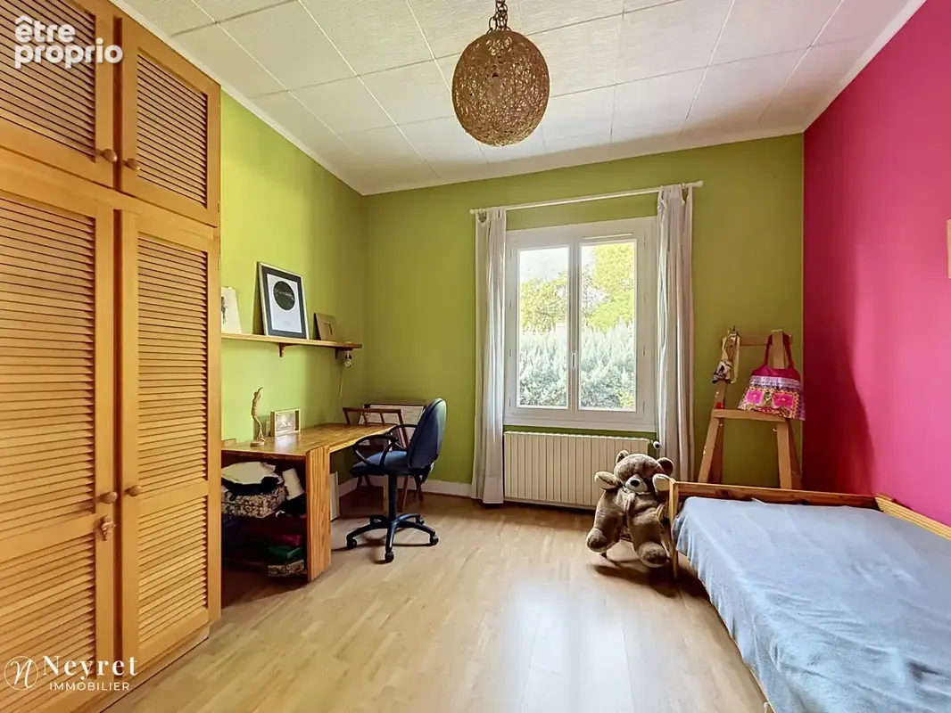 Oullins centre, belle propriété de charme avec annexe de 100m2 - photo 16