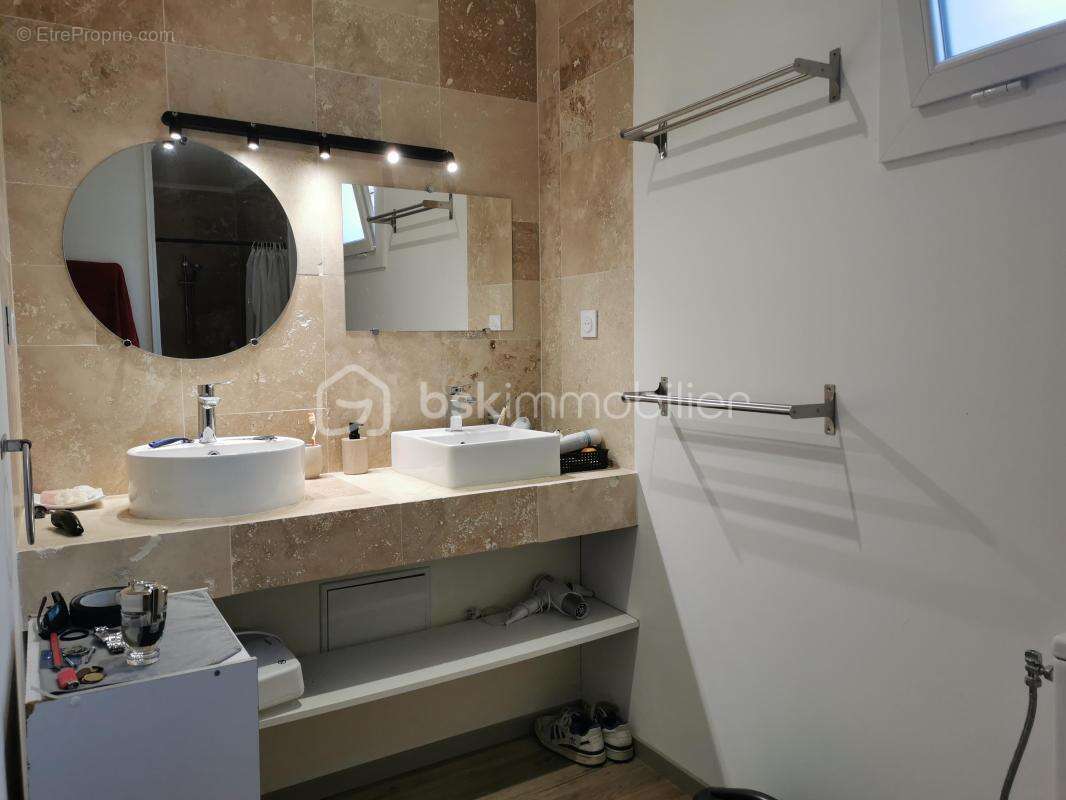 Maison à SAINT-ESTEVE