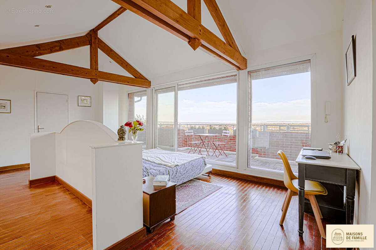 Maison à LOUVECIENNES