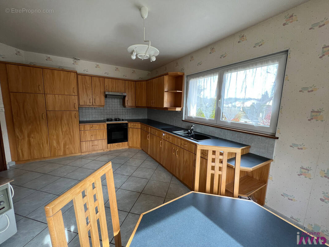 Maison 260 m² à Danjoutin  - photo 5