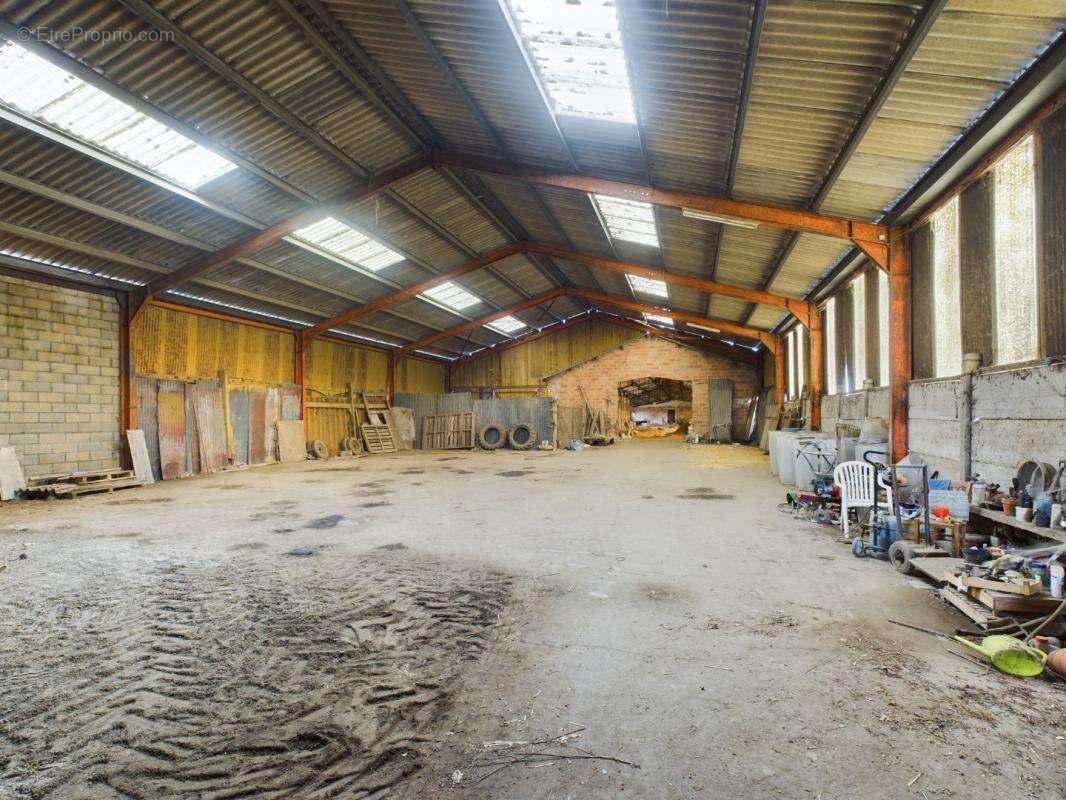 Maison à ROSIERES-EN-SANTERRE