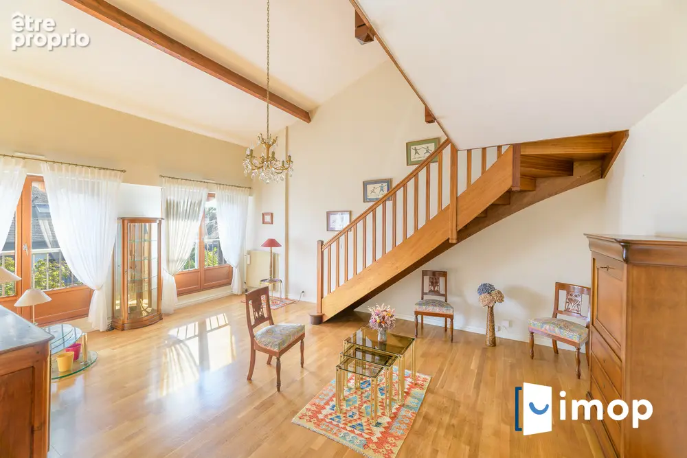 Superbe duplex de 130 m² au dernier étage avec parking ! - photo 1