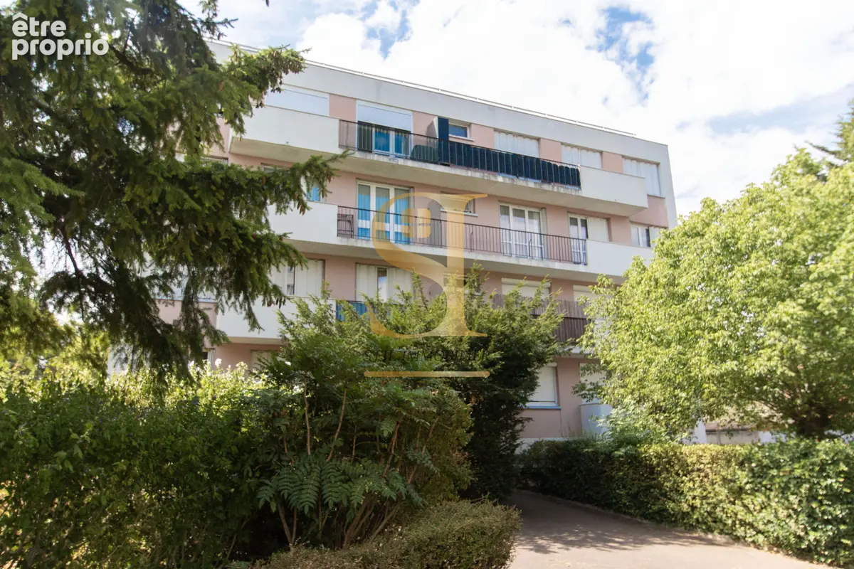 Appartement à CORBEIL-ESSONNES