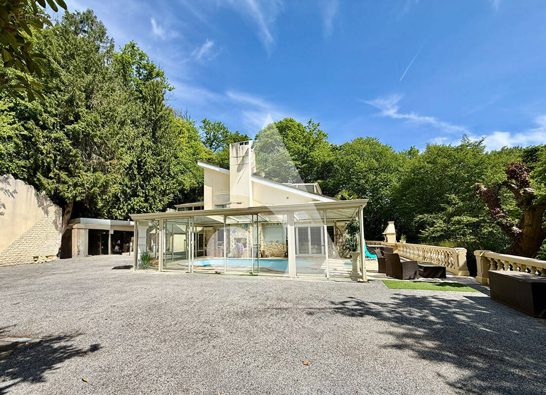 Maison à ARNIERES-SUR-ITON