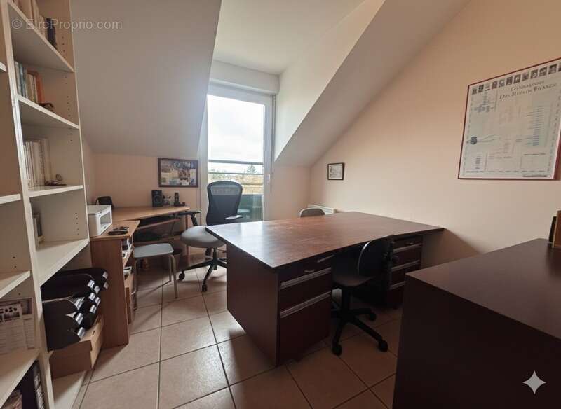 Appartement à SAINT-CYR-SUR-LOIRE