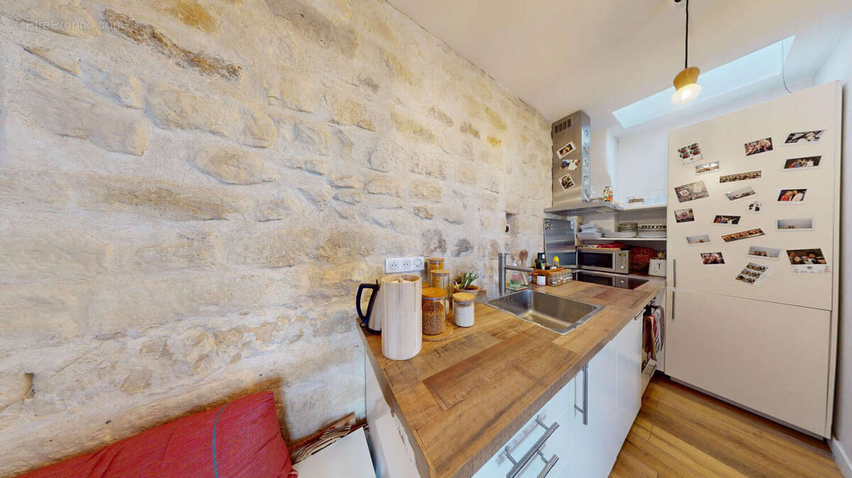 Appartement à PARIS-11E