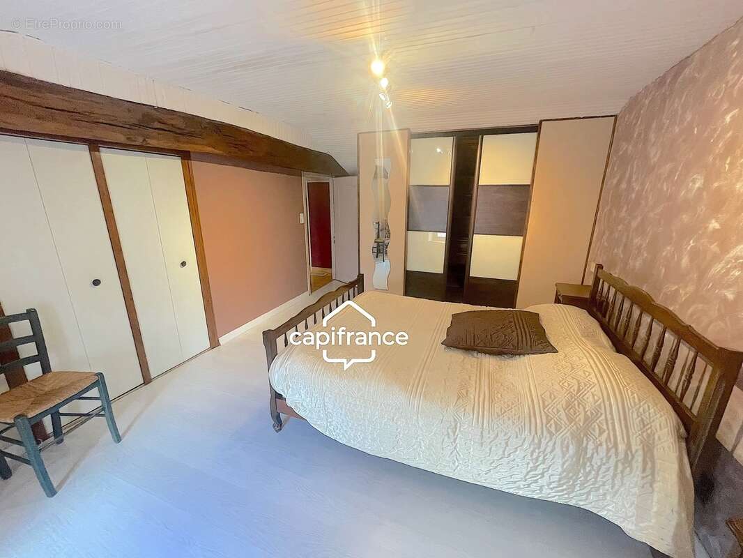 À vendre – Maison de campagne à SAINT CYR DES GATS (85) - photo 20