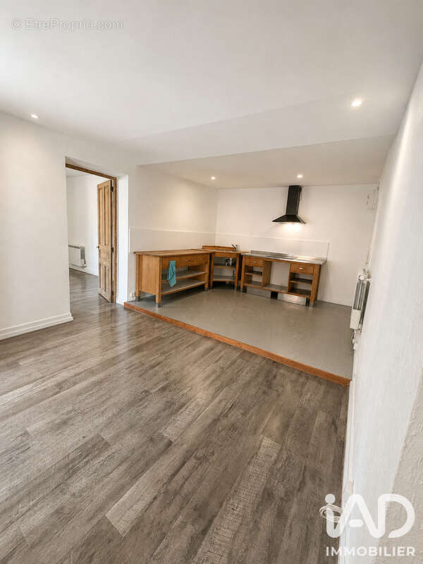 Appartement 48 m² à Valence  - photo 2