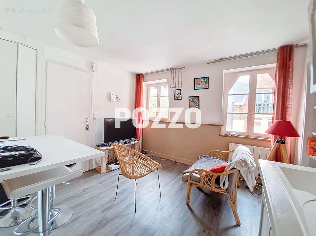 A VENDRE - GRANVILLE (50400) - Appartement 23.27m² hypercentre ! - photo 4