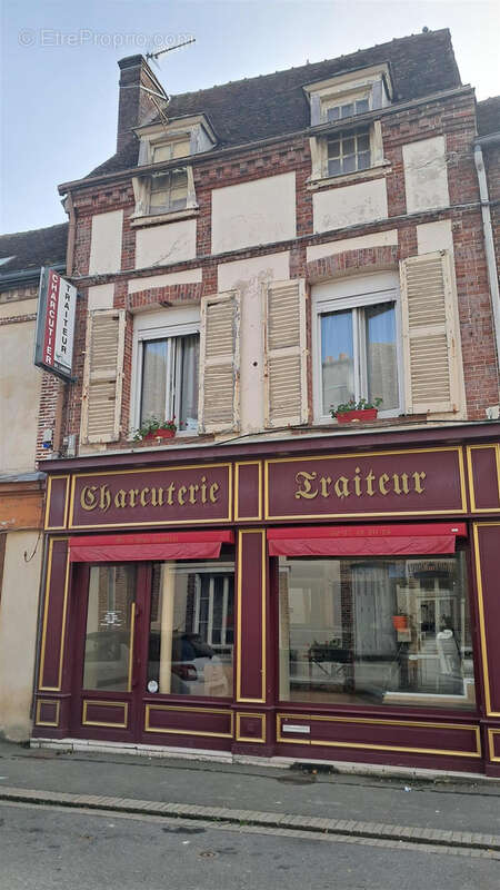 Maison à BREZOLLES