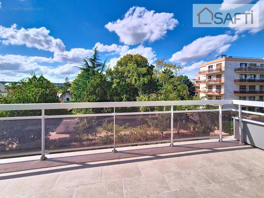 Photo 1 - Appartement à LE PERREUX-SUR-MARNE