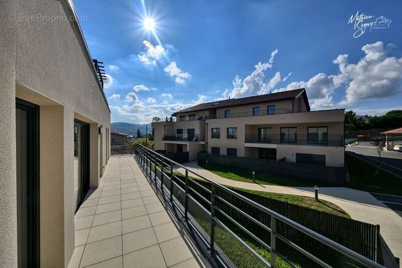 Appartement à VAUGNERAY