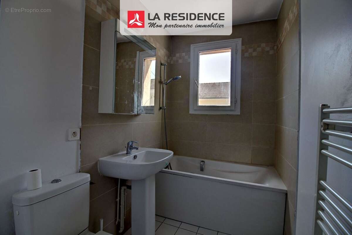 Appartement 25 m² à Les Mureaux  - photo 5