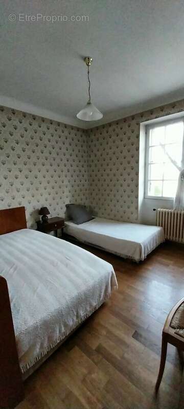 Maison à VAILHOURLES