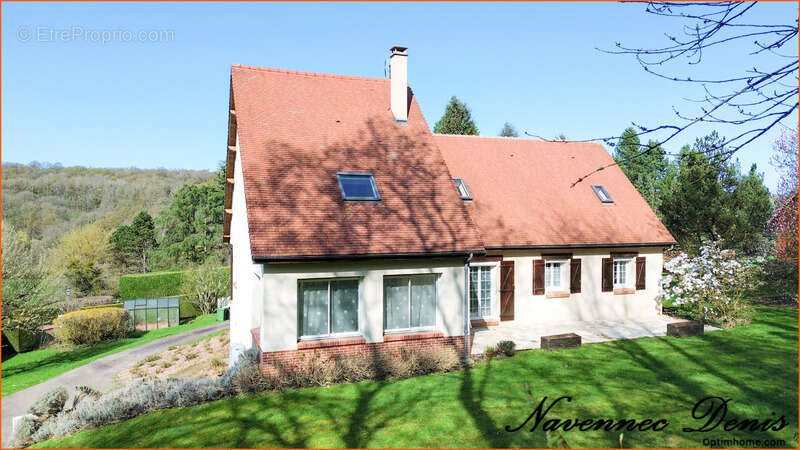 Maison à LA SAUSSAYE