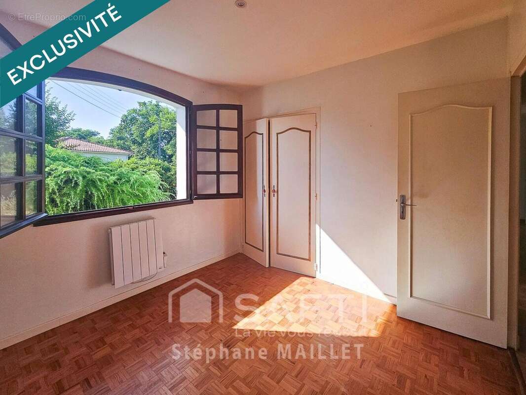 Maison 89 m² à Villeneuve-De-Marsan  - photo 6