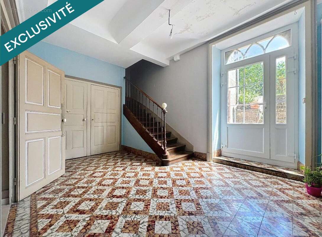 Maison 271 m² à Beaujeu-Saint-Vallier-Pierrejux-Et-Quitteur  - photo 5