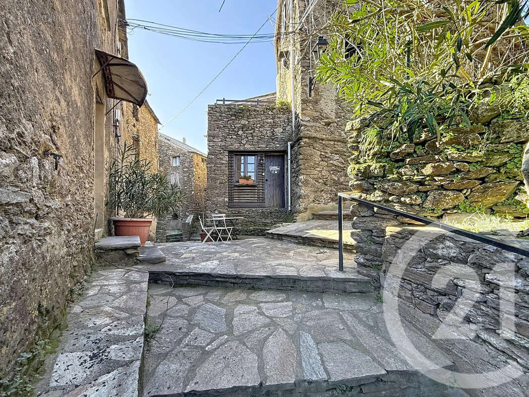 Maison à SAN-GIOVANNI-DI-MORIANI