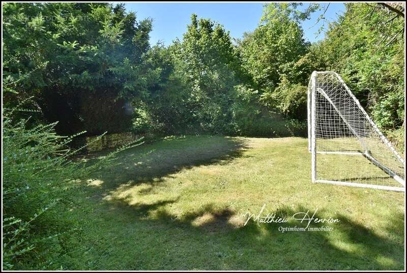 Maison à SYLVAINS-LES-MOULINS