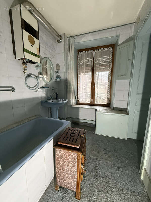 Maison à BAINS-LES-BAINS