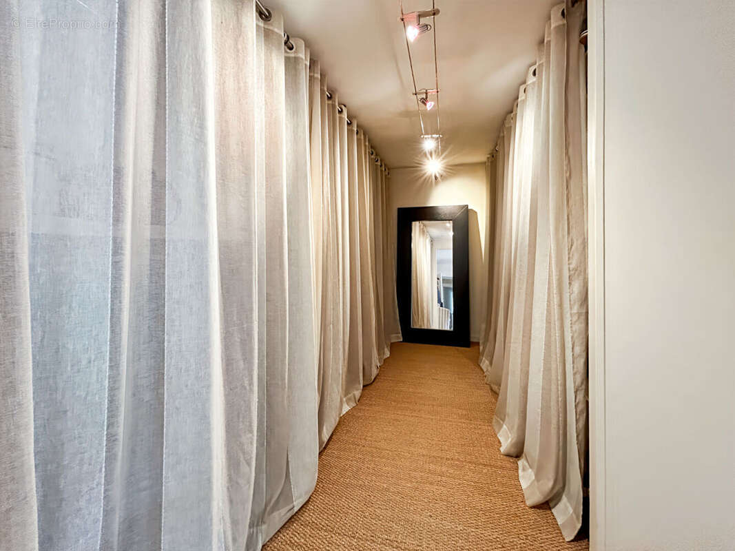 Maison à FLEURY-SUR-ORNE