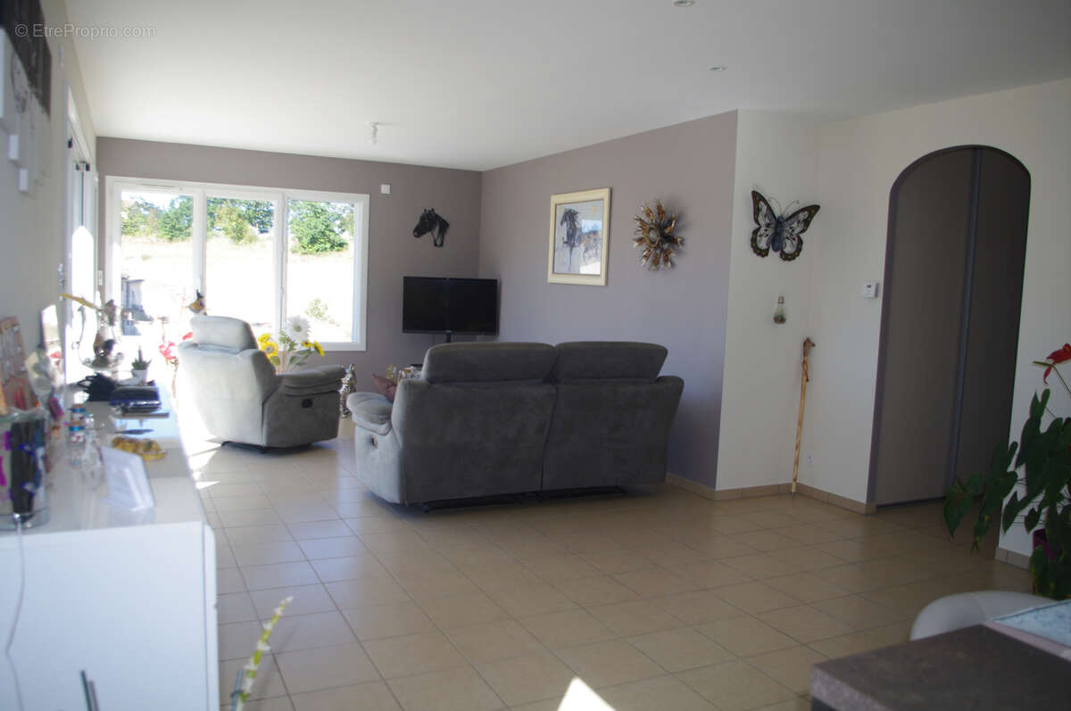 Maison à L'HOSPITALET-DU-LARZAC