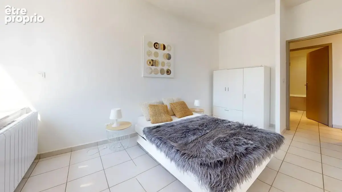 Appartement sur cour avec extérieur au centre de Villefranche-sur-saône - photo 6
