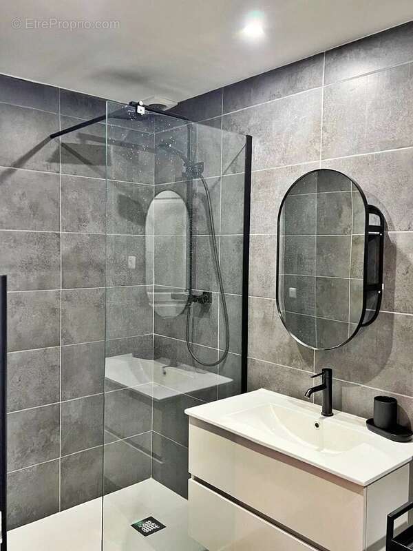 Appartement à PARIS-3E